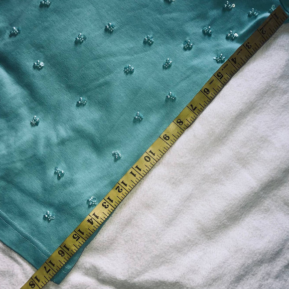 Quacker Factory Short Sleeve Sequin Detailed Shirt- M - Picture 7 of 12